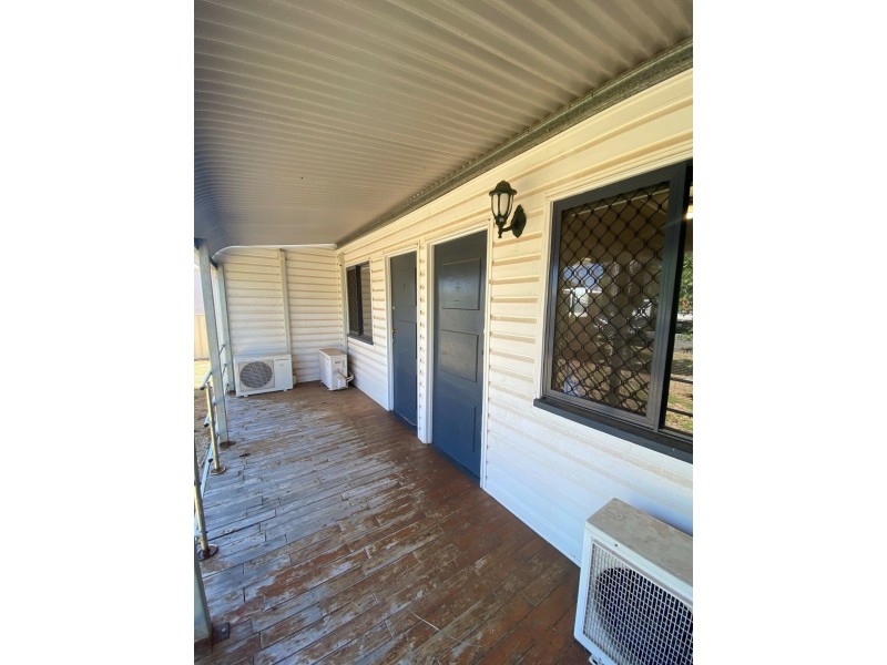 4 Eva Street, Roma QLD 4455