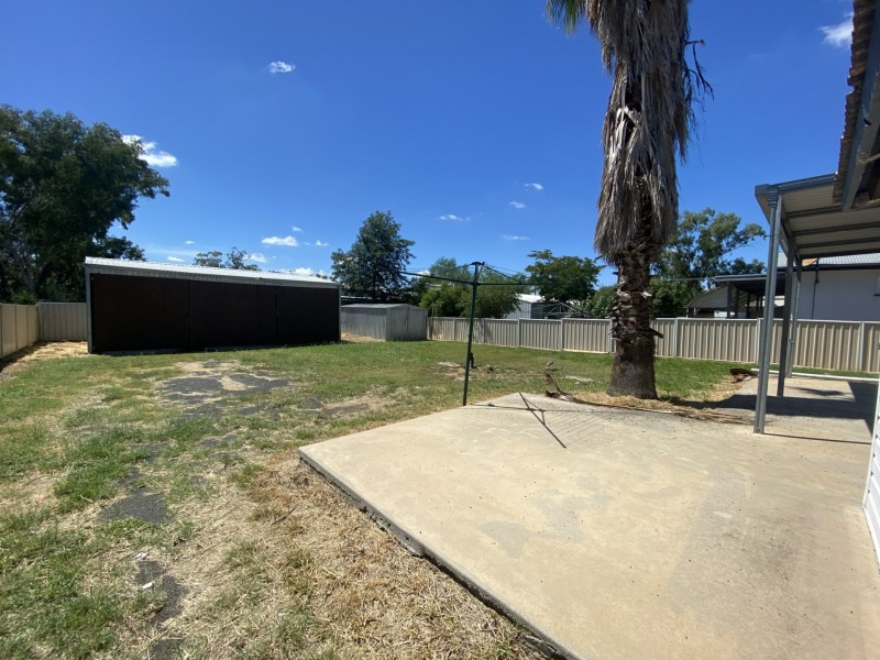 4 Eva Street, Roma QLD 4455