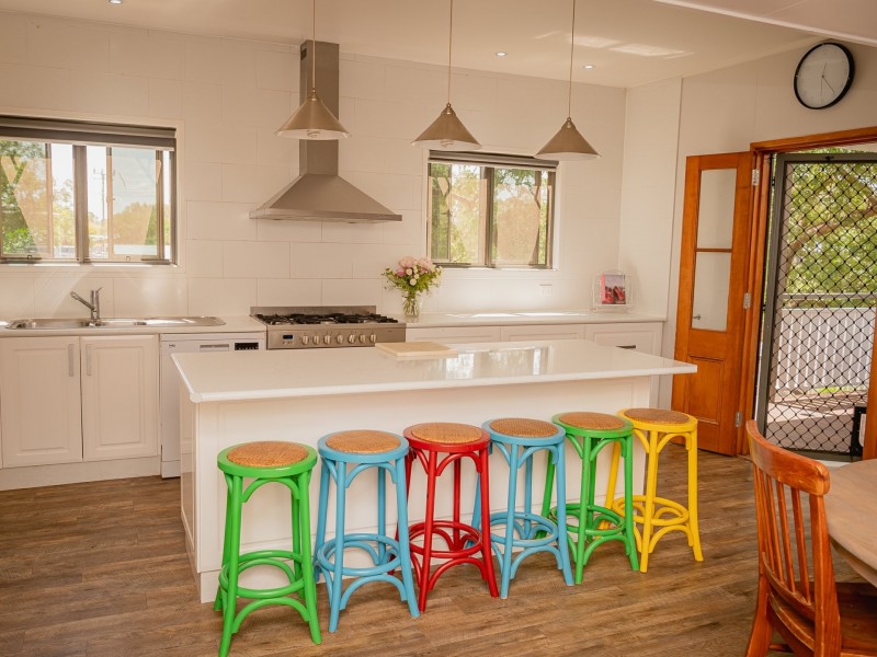 5 Lovell Street, Roma QLD 4455