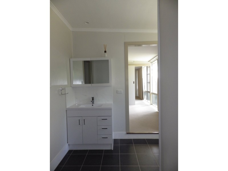 3 Martin Street, Roma QLD 4455