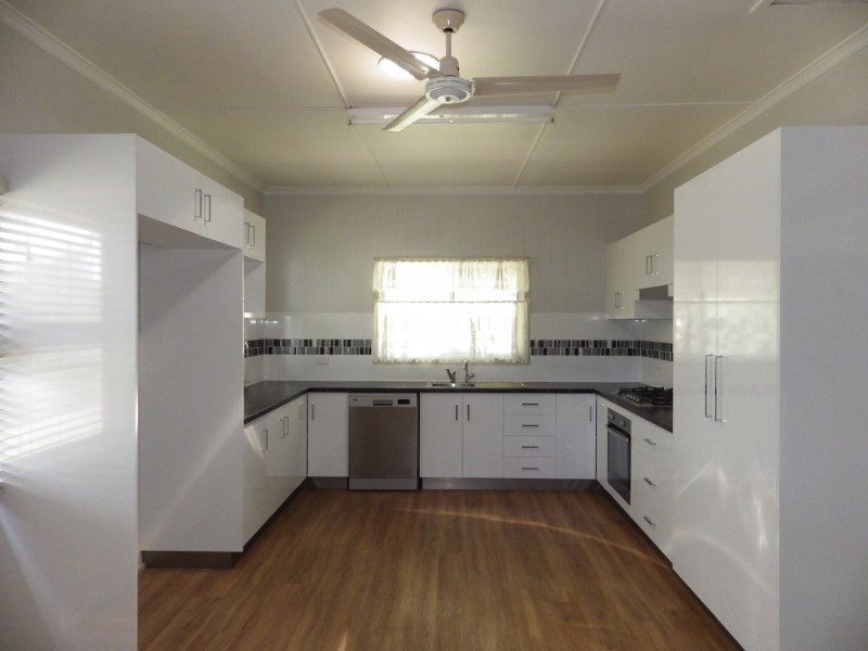 3 Martin Street, Roma QLD 4455