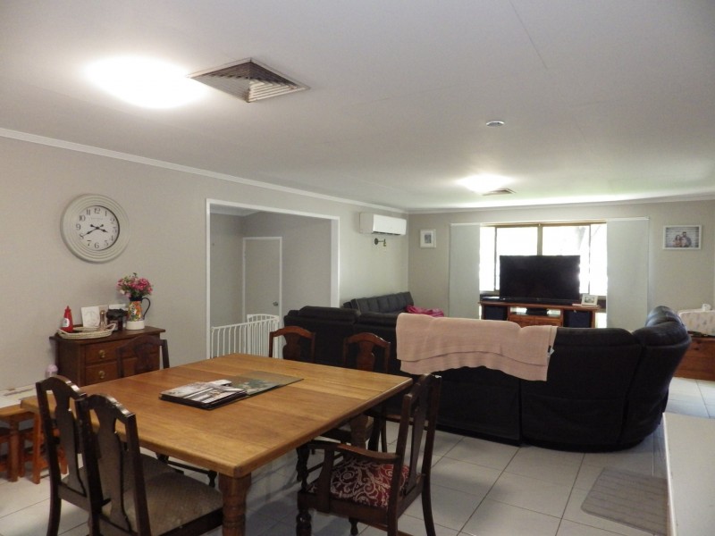 8 Martin Street, Roma QLD 4455