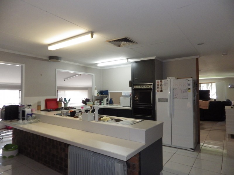 8 Martin Street, Roma QLD 4455