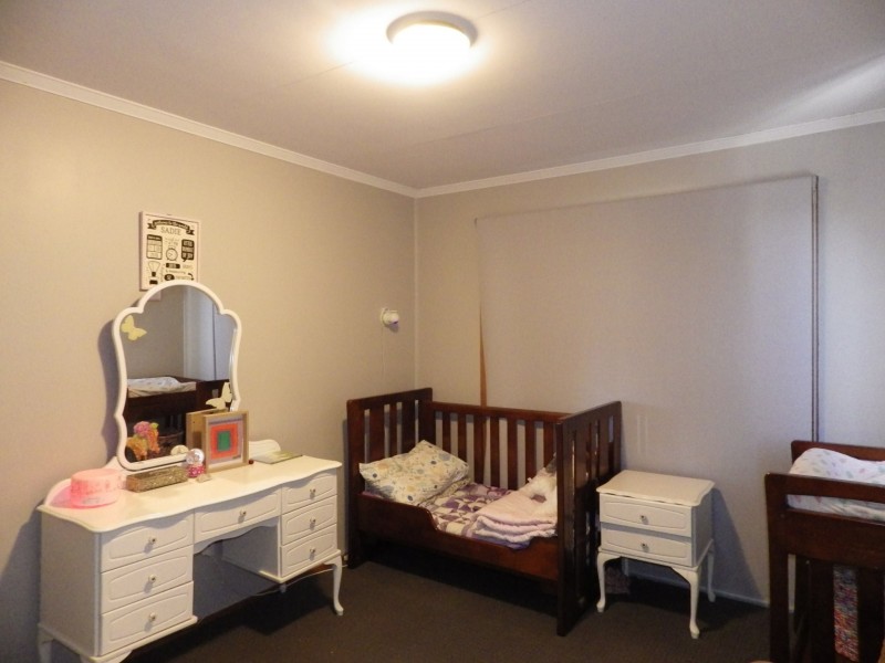 8 Martin Street, Roma QLD 4455