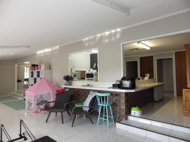 8 Martin Street, Roma QLD 4455