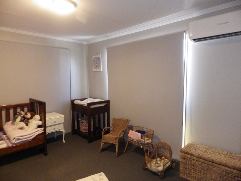 8 Martin Street, Roma QLD 4455