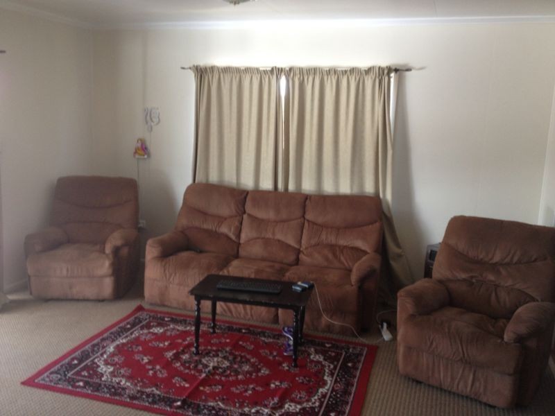 12 Taylor Street, Roma QLD 4455