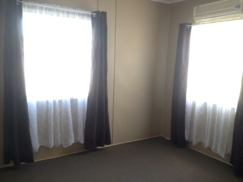 6 Hasted Street, Roma QLD 4455
