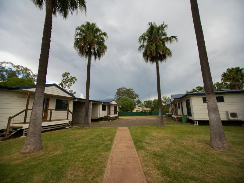 84-86 Northern Road, Roma QLD 4455