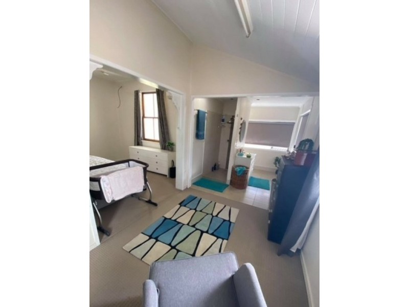 10 Bowen Street, Roma QLD 4455