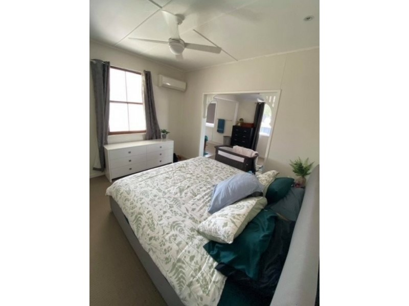 10 Bowen Street, Roma QLD 4455