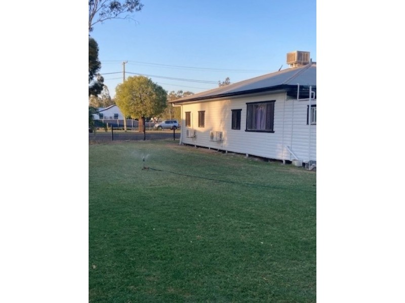 10 Bowen Street, Roma QLD 4455