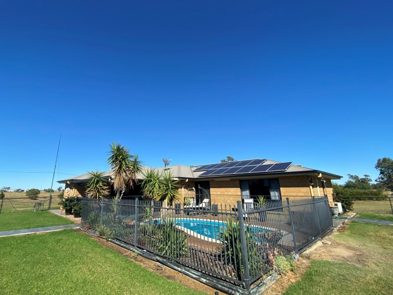192 Bourne Drive, Roma QLD 4455