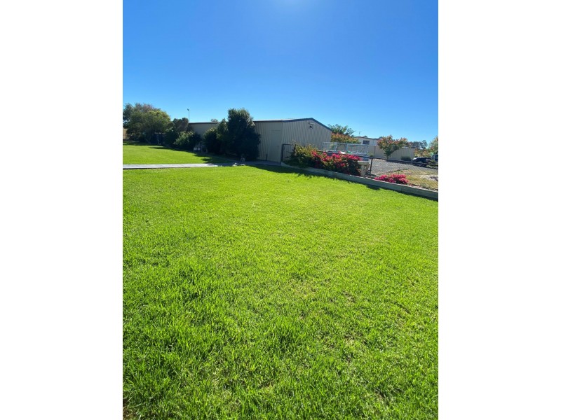 192 Bourne Drive, Roma QLD 4455