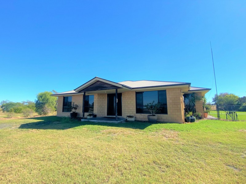 192 Bourne Drive, Roma QLD 4455