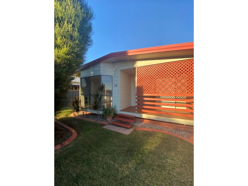 28 Luff Street, Roma QLD 4455