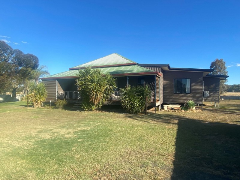 28 Hadwen Road, Roma QLD 4455