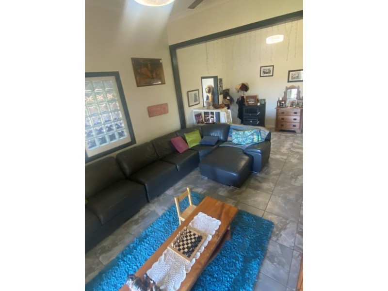 28 Hadwen Road, Roma QLD 4455