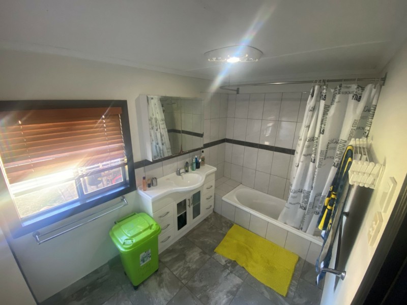 28 Hadwen Road, Roma QLD 4455