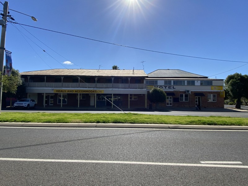 21 Cambridge Street, Mitchell QLD 4465