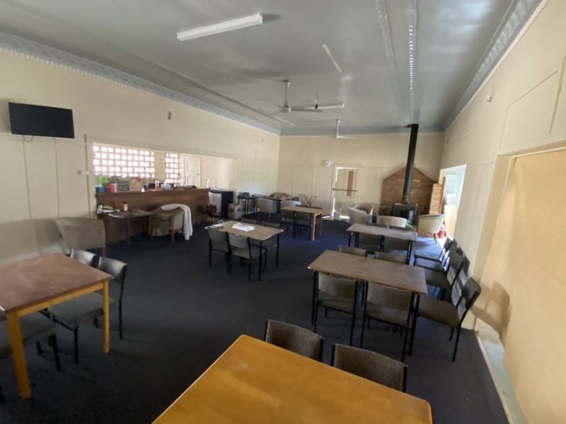 21 Cambridge Street, Mitchell QLD 4465