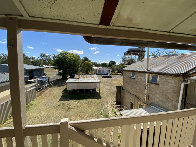 21 Cambridge Street, Mitchell QLD 4465