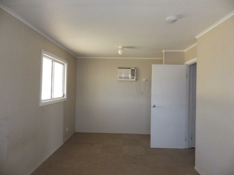 10 Rugby Street, Mitchell QLD 4465