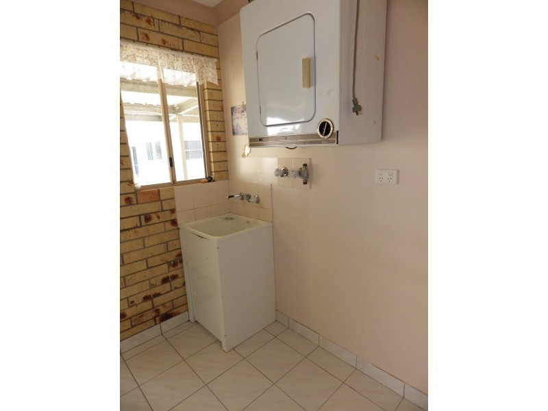 68 Northern Road, Roma QLD 4455