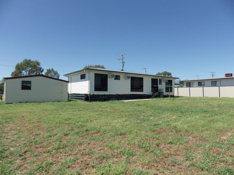 57 Currey Street, Roma QLD 4455