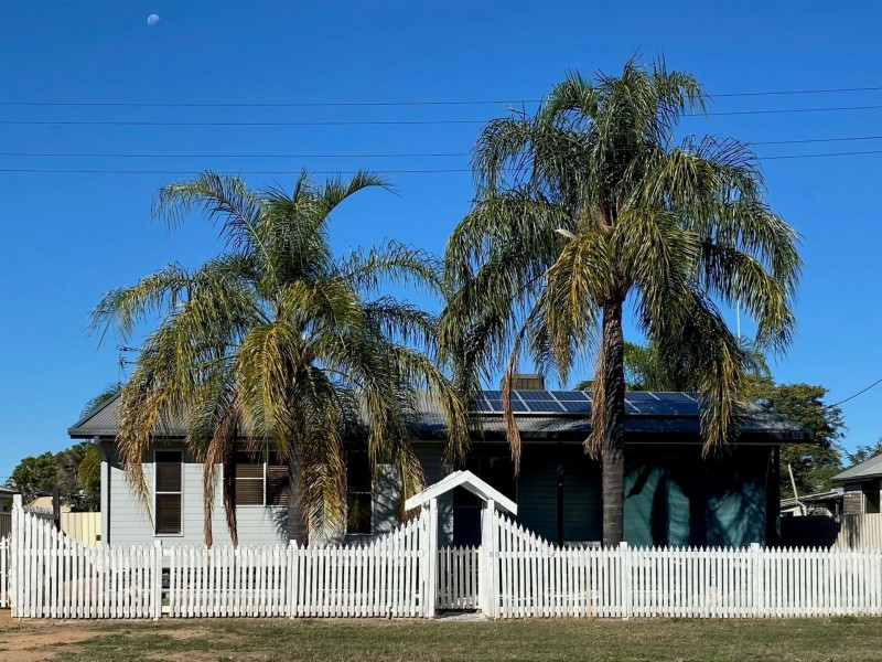 17 Annandale Street, Injune QLD 4454