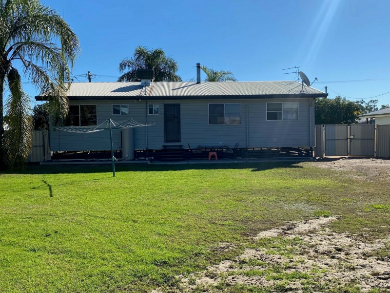 17 Annandale Street, Injune QLD 4454