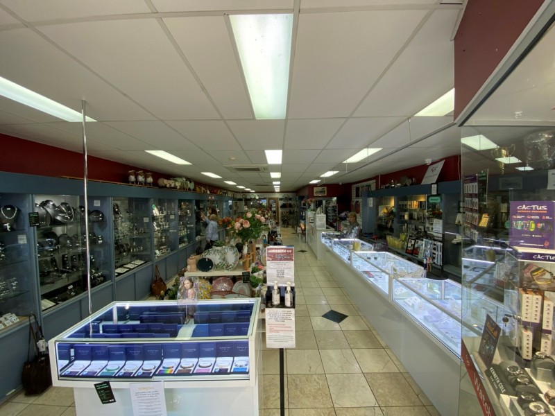 . Coomber Bros Jewellers, Roma QLD 4455