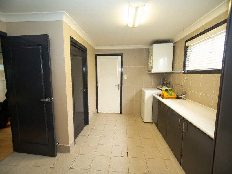 36 Charles Street, Roma QLD 4455