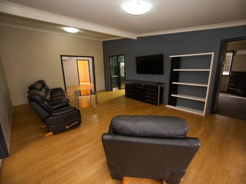 36 Charles Street, Roma QLD 4455