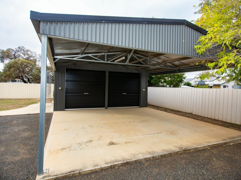 36 Charles Street, Roma QLD 4455