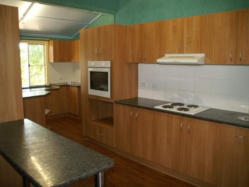 29 Charles Street, Roma QLD 4455