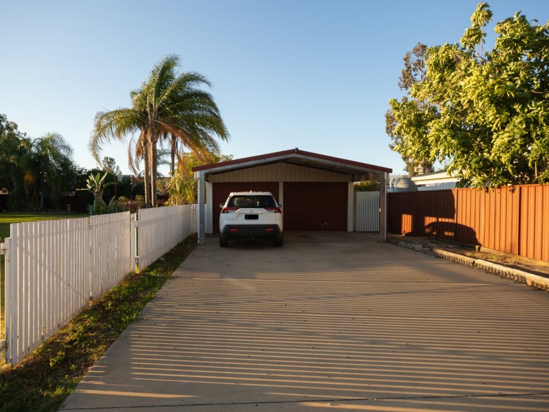 7-9 Foott Street, Roma QLD 4455