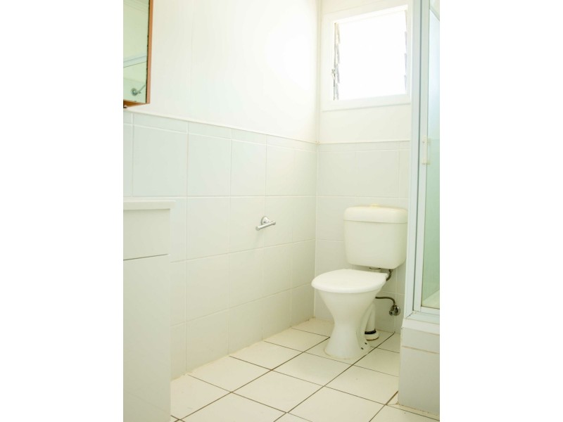 128 Currey Street, Roma QLD 4455