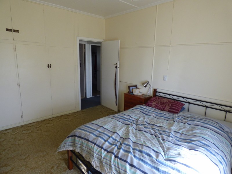 7 Coronation Street, Injune QLD 4454