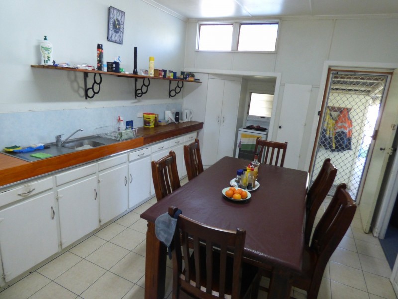 7 Coronation Street, Injune QLD 4454