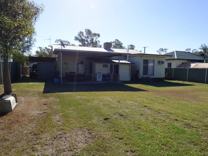 7 Coronation Street, Injune QLD 4454
