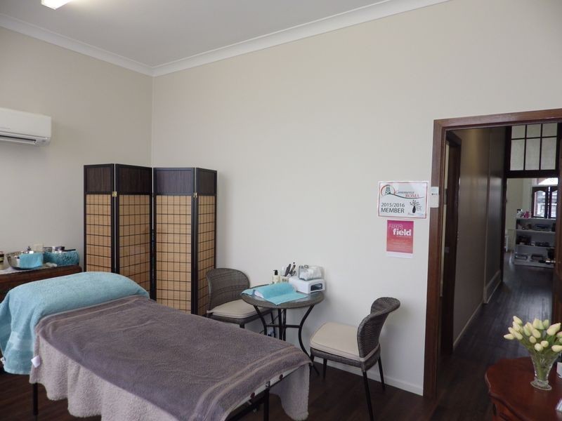 61 McDowall Street, Roma QLD 4455