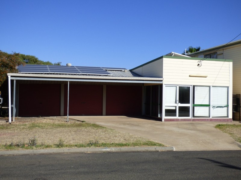 . Southside 7 Day Store  ., Roma QLD 4455