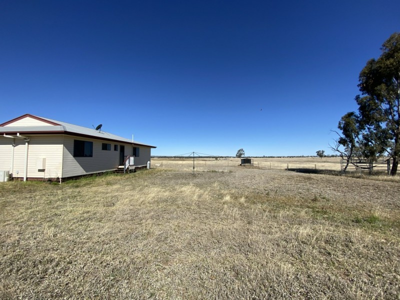 112 Ona Ona Road, Roma QLD 4455