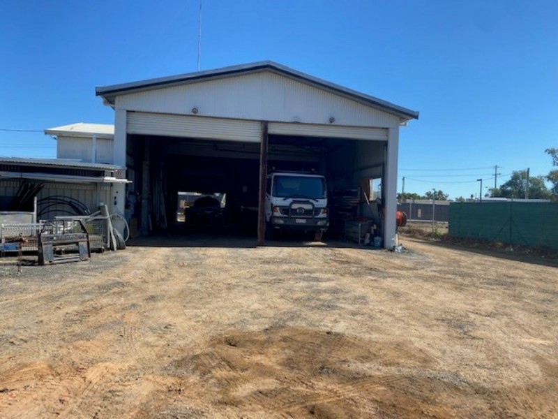 69-71 Chrystal Street, Roma QLD 4455