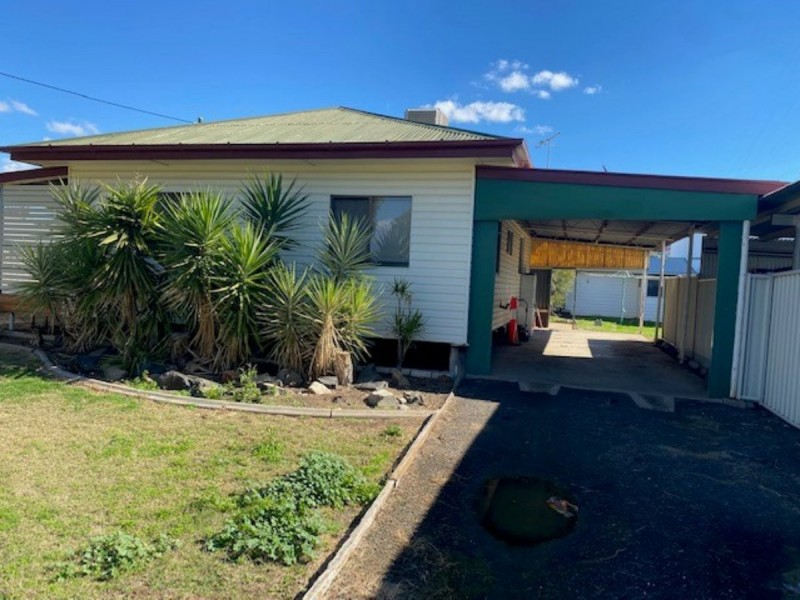 69-71 Chrystal Street, Roma QLD 4455