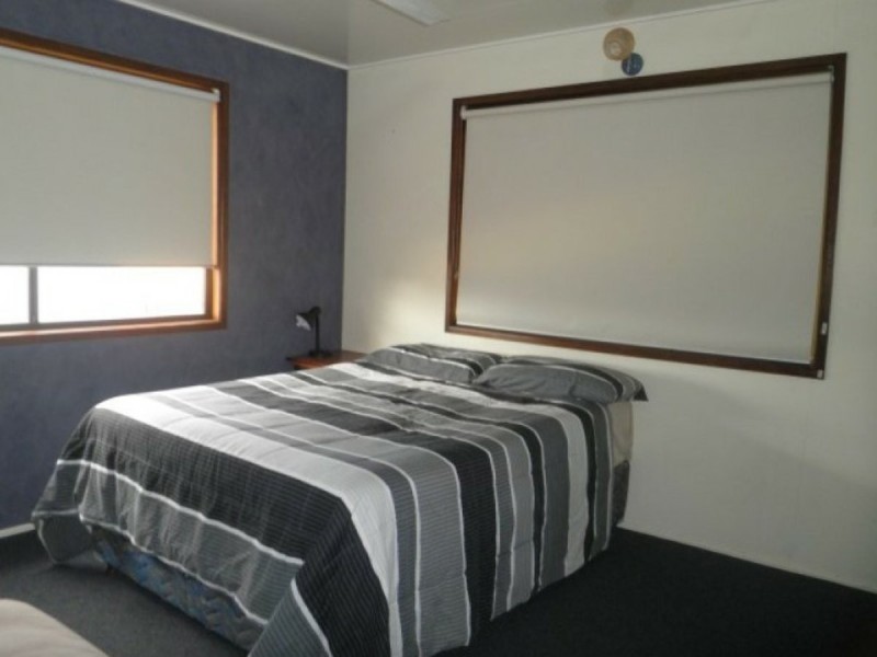 42 Claytons Road, Roma QLD 4455