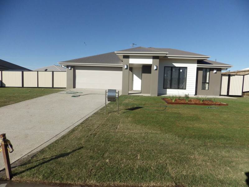 83 Wheeler Drive, Roma QLD 4455