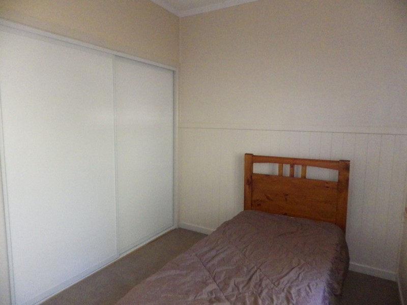 271 Edwardes Street, Roma QLD 4455