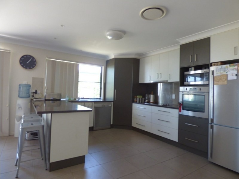19 Robusta Drive, Roma QLD 4455